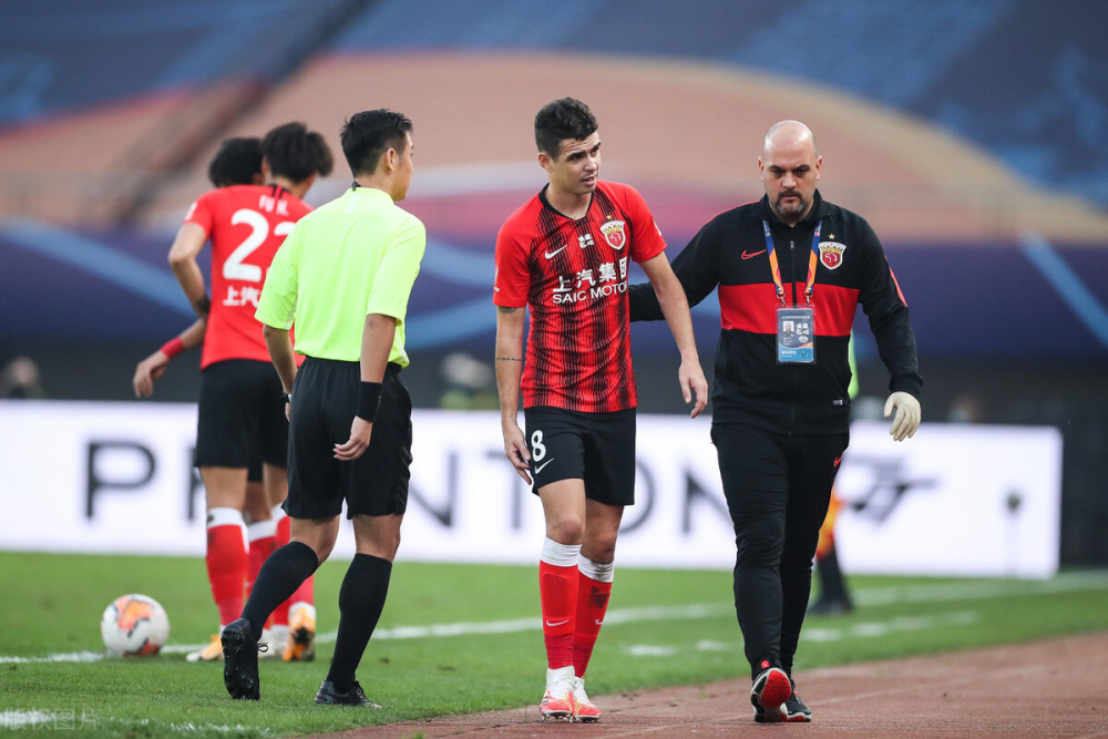 摩纳哥训练开放日,赛后手感冰凉引观众欢呼,亚冠在即,数据层面出现新趋势(裂隙尺训练视频教程) 摩纳哥训练开放日,赛后手感冰凉引观众欢呼,亚冠在即,数据层面出现新趋势(裂隙尺训练视频教程)