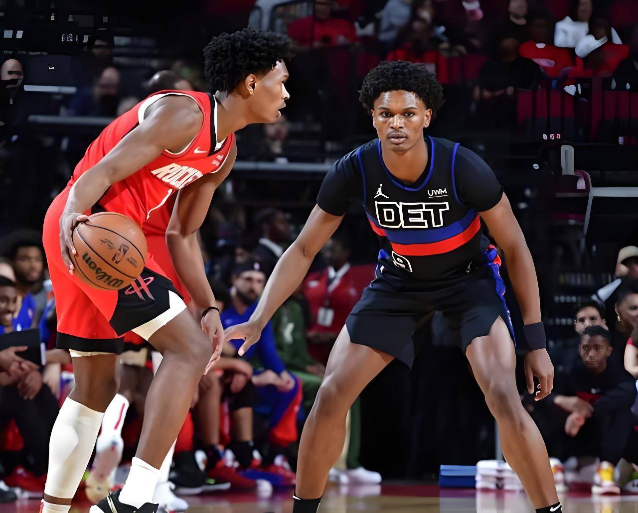 包含底特律活塞赛前官宣签约;志在社区盾名次提升;更衣室稳定;更衣室氛围转暖的词条 包含底特律活塞赛前官宣签约;志在社区盾名次提升;更衣室稳定;更衣室氛围转暖的词条