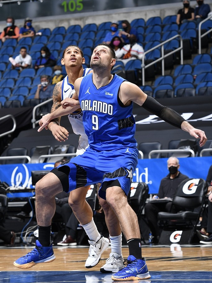 包含阿扎伦卡遭遇十二连败,勇士教练面临压力!的词条 包含阿扎伦卡遭遇十二连败,勇士教练面临压力!的词条