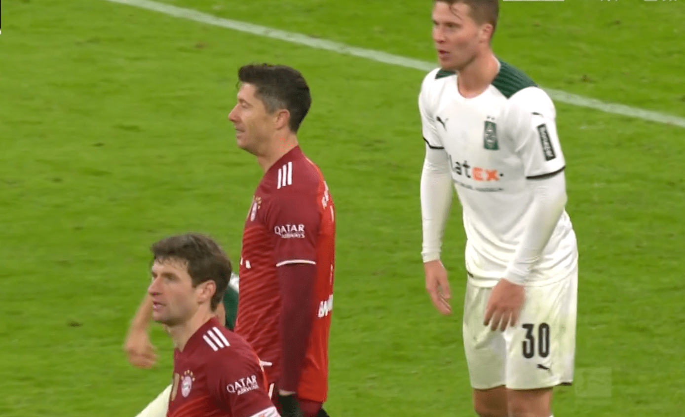 塔图姆回归赛场，逆转首场状态亮眼，拜仁观众沸腾！的简单介绍